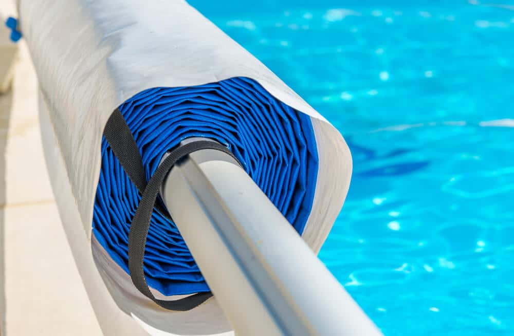 Swimming pool cover